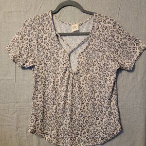 White Crow Women's Medium Leopard Print Blouse